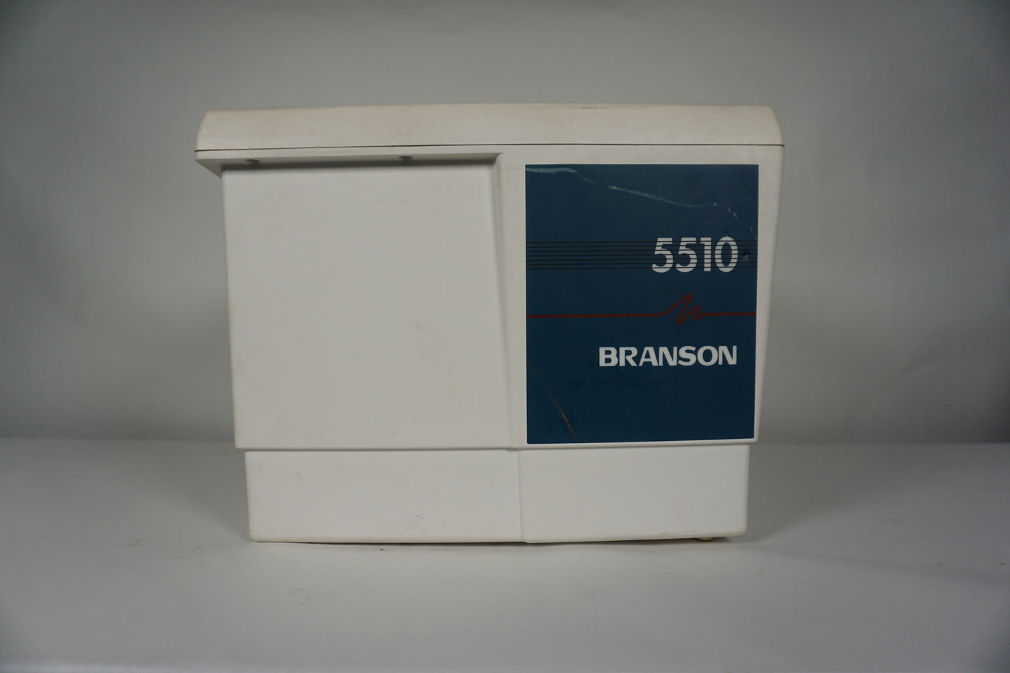 Branson 5510R-MT Ultrasonic Cleaner