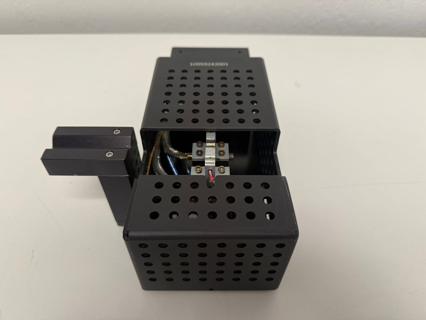 Beahm 220-B Split Die Bonder (MSI Update)