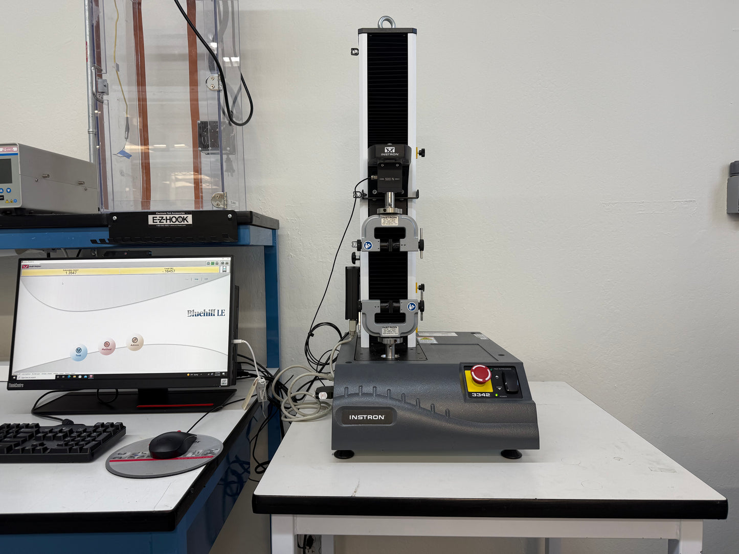 Instron 3342 Single Column Testing System