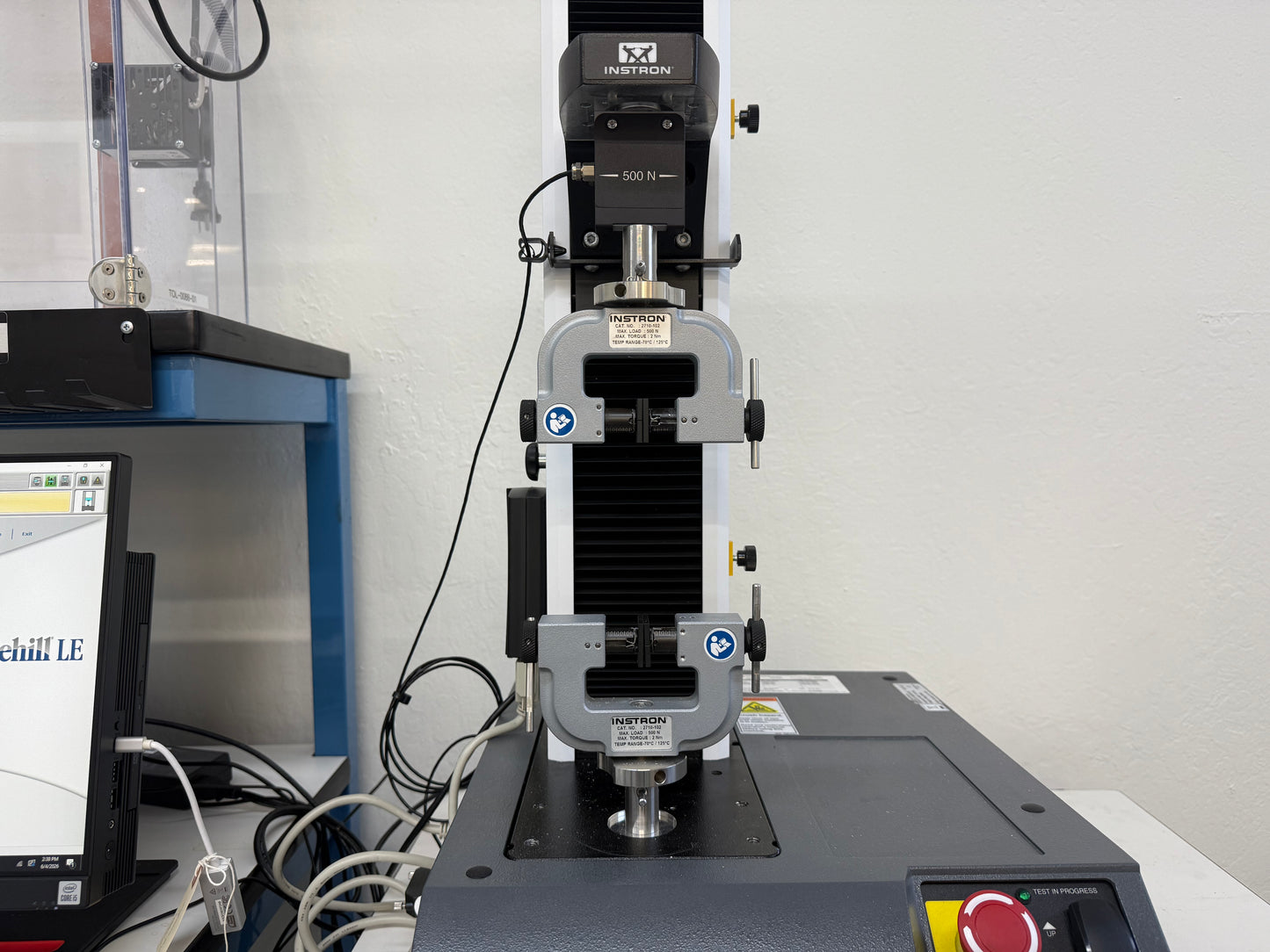 Instron 3342 Single Column Testing System