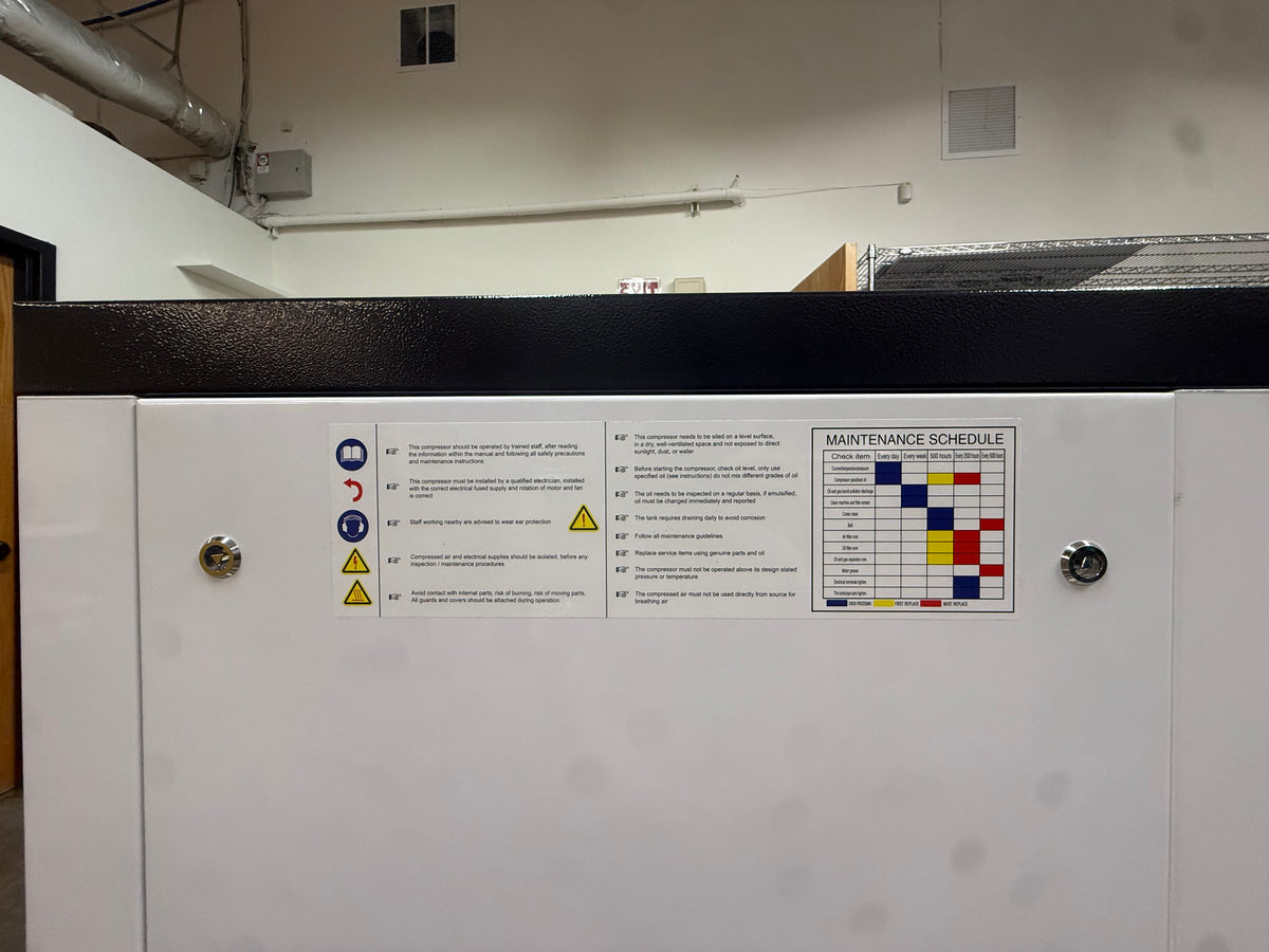 Pneu-Airtec 7.5 HP Rotary Screw Air Compressor 220V 25.4 CFM with Integrated Tank